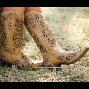 Antique Saddle Brushed Laser Corral Cowgirl Boots